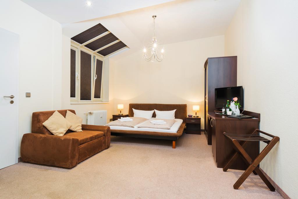 Upper Room Hotel Kurfuerstendamm Berlin Exterior photo