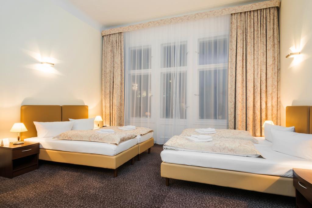 Upper Room Hotel Kurfuerstendamm Berlin Exterior photo