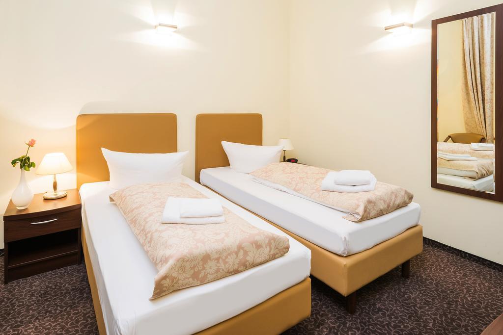 Upper Room Hotel Kurfuerstendamm Berlin Exterior photo