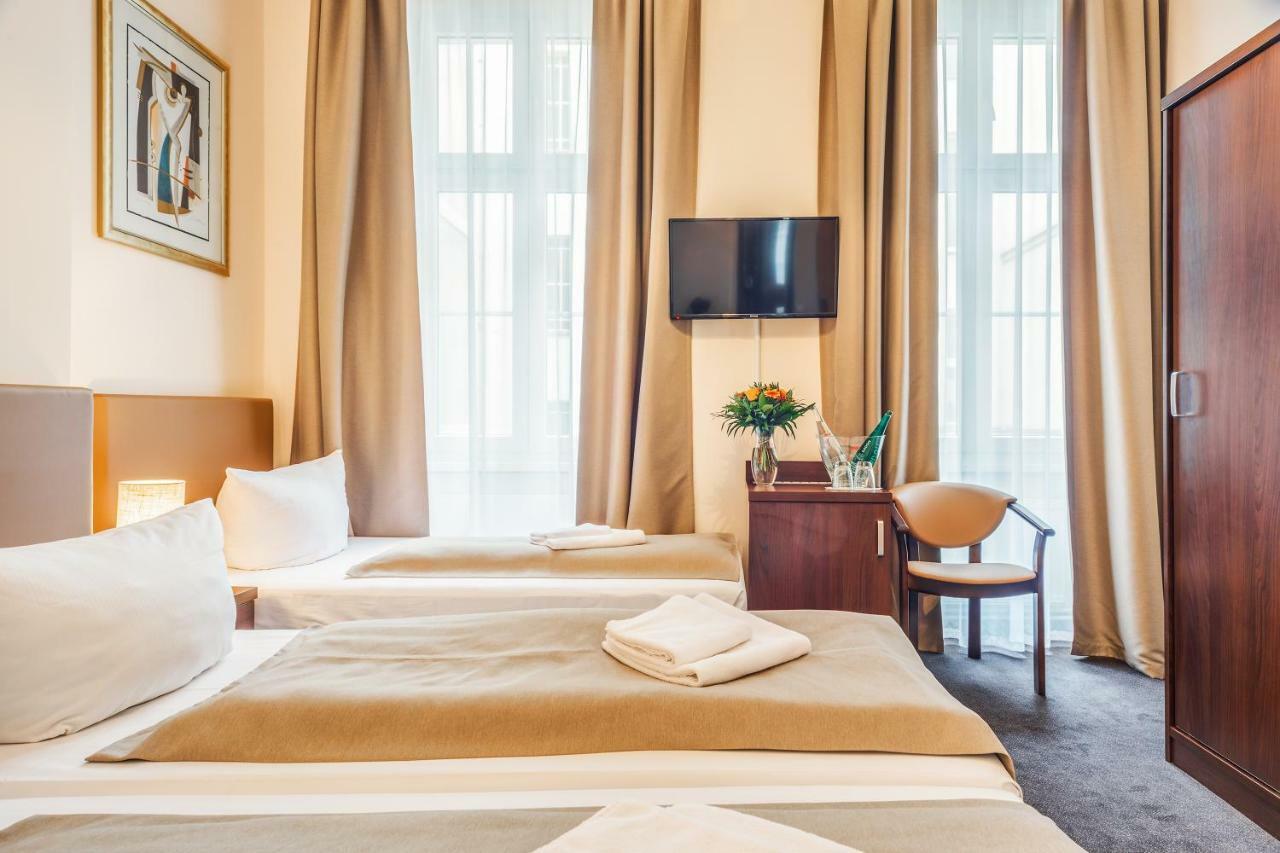 Upper Room Hotel Kurfuerstendamm Berlin Exterior photo