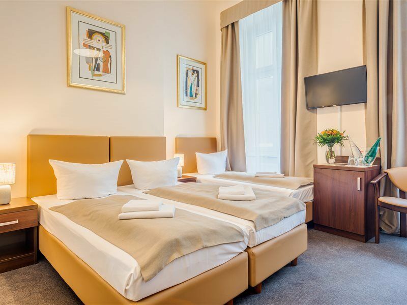 Upper Room Hotel Kurfuerstendamm Berlin Exterior photo