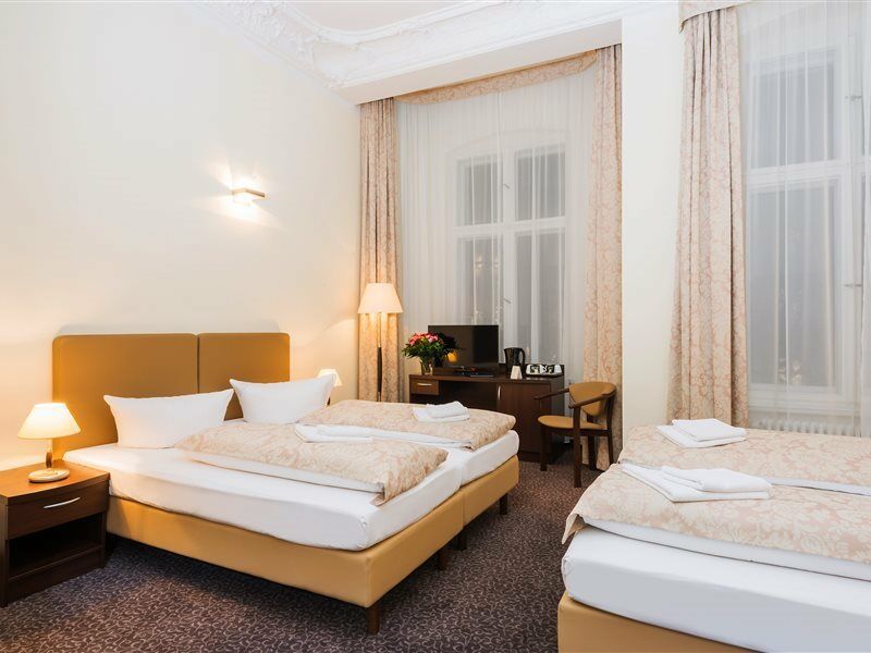 Upper Room Hotel Kurfuerstendamm Berlin Exterior photo